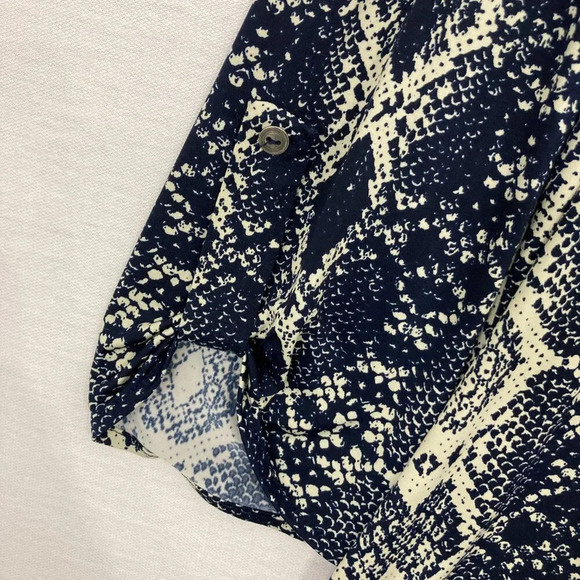 Joseph Ribkoff Black Cream Geometric V Neck  Rolled Tab Stretchy Top size 10 - Picture 9 of 10